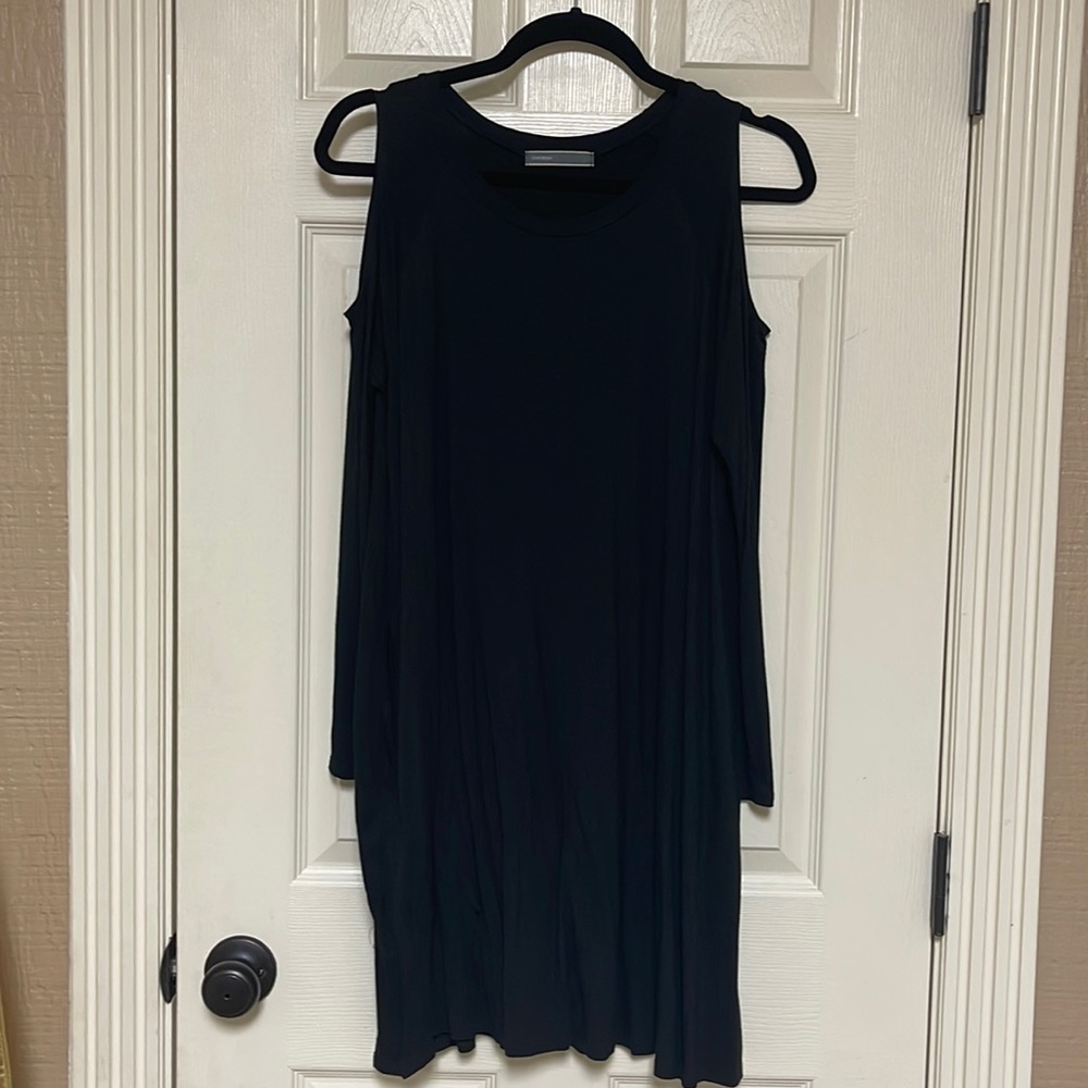 Cherish black cold shoulder long sleeves dress. Size small. Tag has been cut out